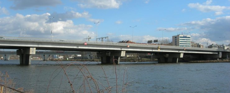 Мост Барикадников