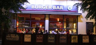 Пивная Vinohradský Burger Bar