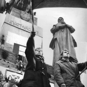 Что такое пражская весна в истории. Смотреть фото Что такое пражская весна в истории. Смотреть картинку Что такое пражская весна в истории. Картинка про Что такое пражская весна в истории. Фото Что такое пражская весна в истории