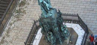 Статуя Карел IV