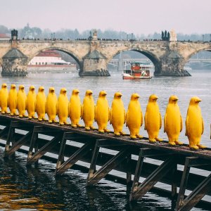 Необычные памятники Праги