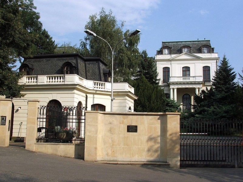 Посольство России в Праге 1