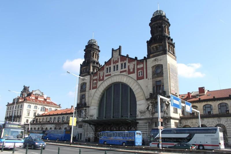 Главный железнодорожный вокзал Праги 17