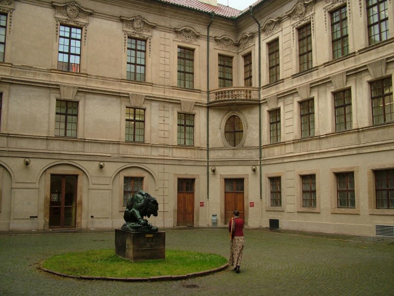 Штернбергский дворец