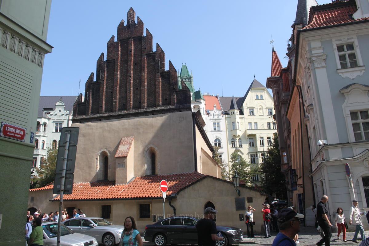 Пражской синагоги. Староновая синагога. Староновая синагога в Праге. Синагога Чехия Йозефов. Староновая синагога в Праге фото.
