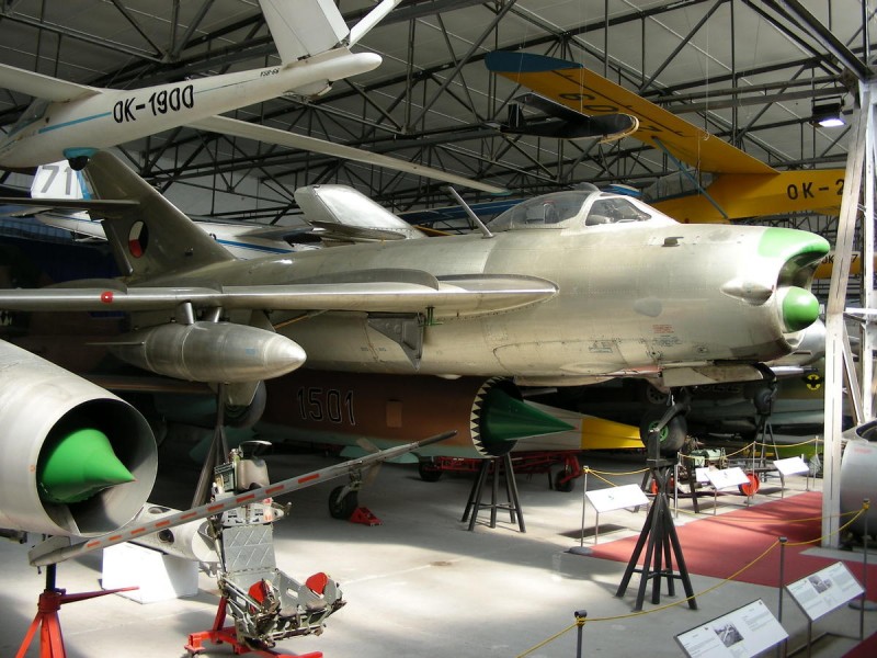 Музей авиации Кбелы 7