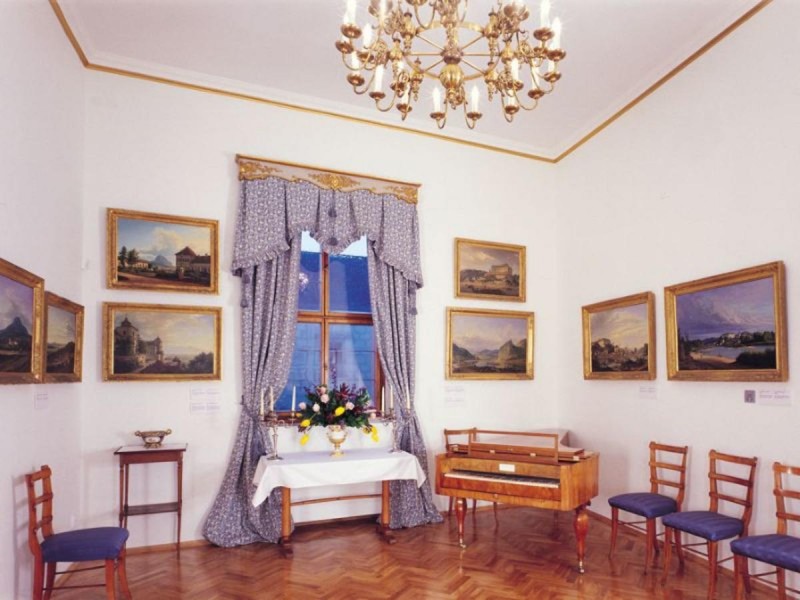 Лобковицкий дворец 6