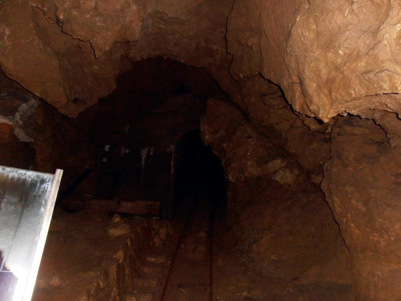 Бозковские доломитовые пещеры 3