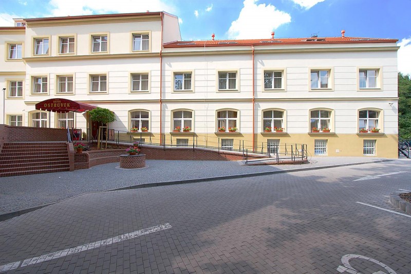 Hotel Ostrůvek 1