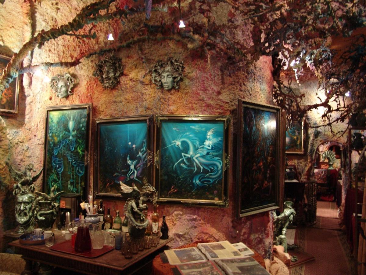 Галерея Магическая пещера