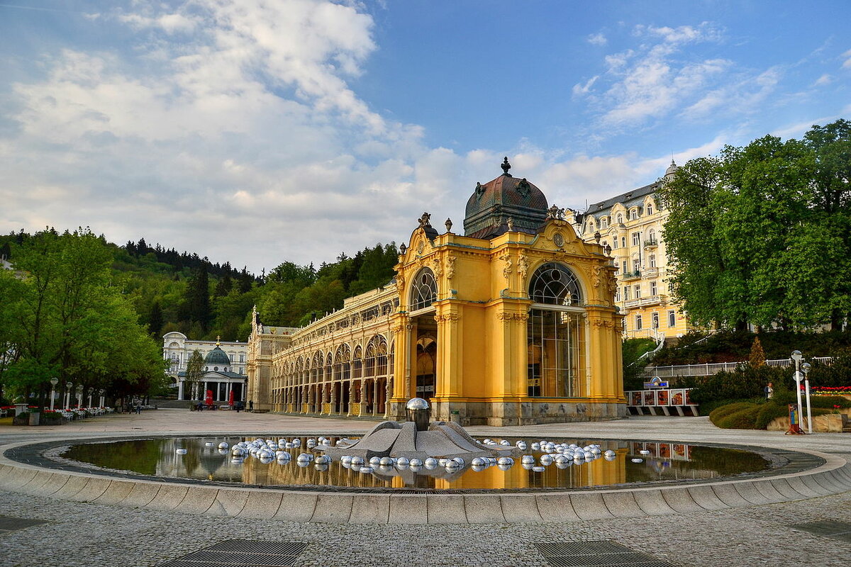 Марианские лазни фото